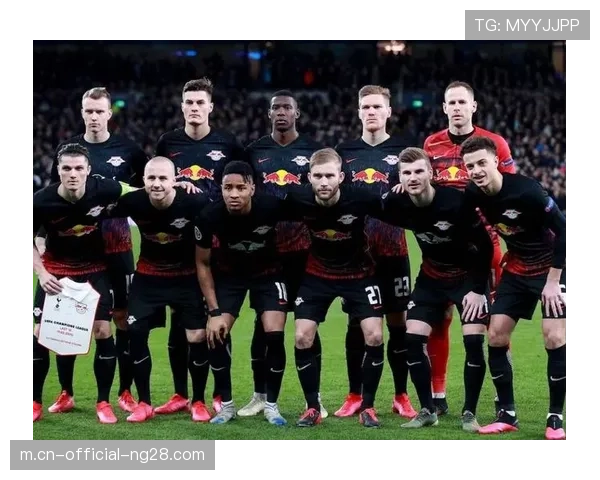 曼联全球6.5亿粉丝基础稳固 但缺席欧冠致转播收入大幅下滑